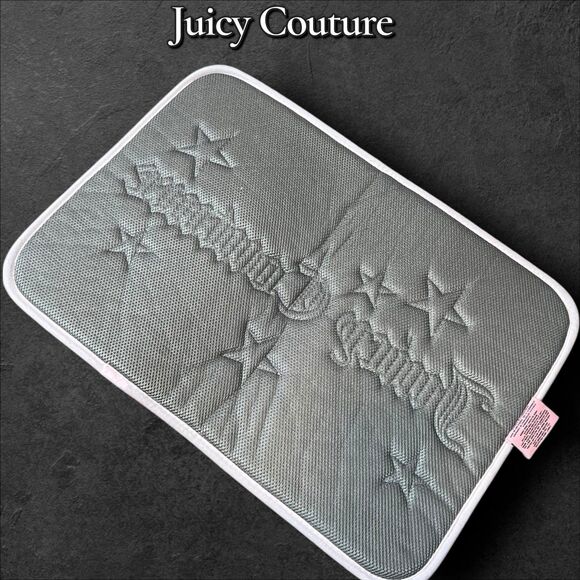 Juicy Couture Pink Plush Bath Mat – Like New (No Tags) - Picture 4 of 5